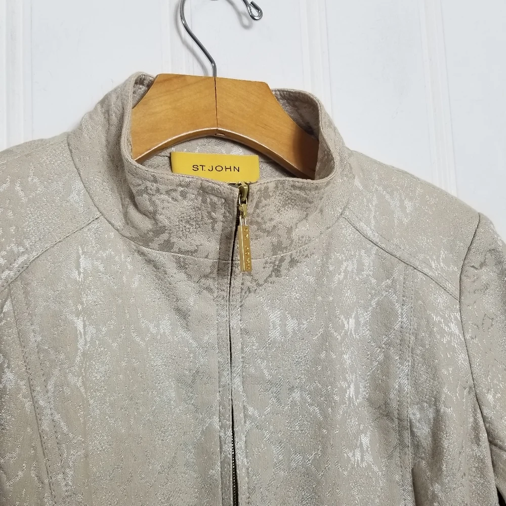 St John Evening Jacket Size 4 Champagne Metallic Brocade Gold Zip Blazer Elegant